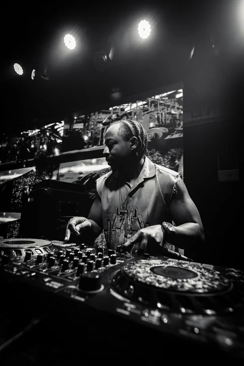 Music and DJs at Maison Noire